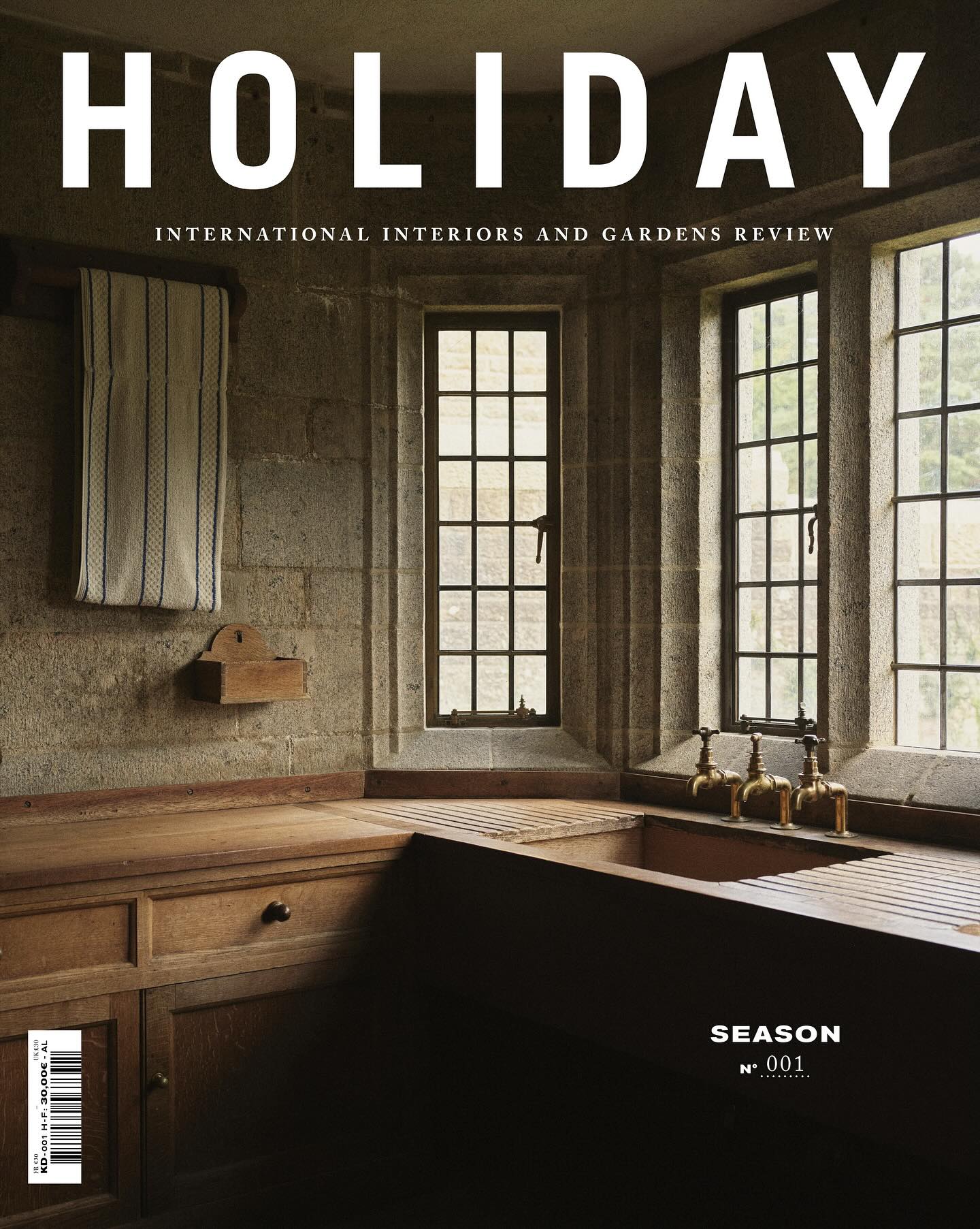 Holiday Interiors and Gardens - Season N°1 Magazine