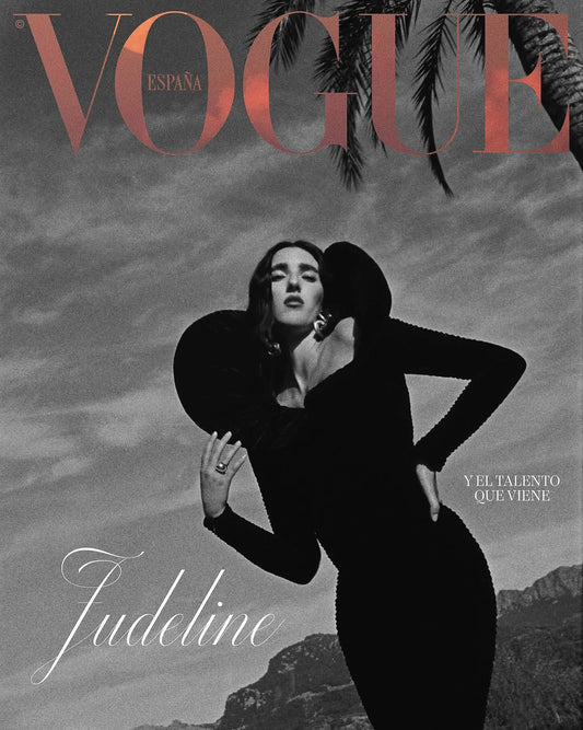 Vogue Spain - January 2026 Magazine